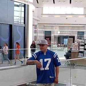 Meet your Posher, Nestor